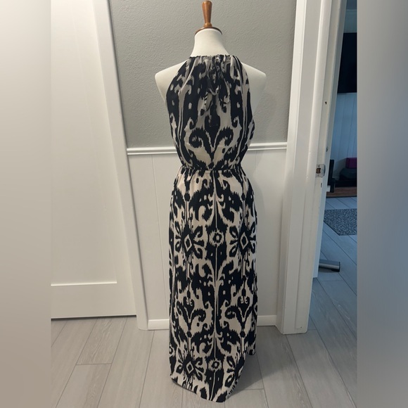 Athleta Black and White Halter Neck Maxi Sundress Size Small - Picture 3 of 4